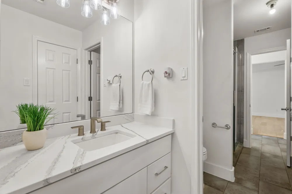 10011 Brightling Lane Austin, TX 78750