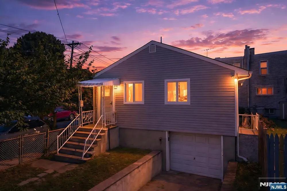 1466 44th Street North Bergen, NJ 07047