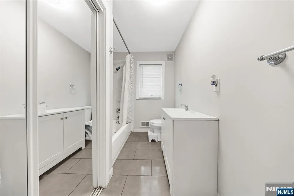 1466 44th Street North Bergen, NJ 07047