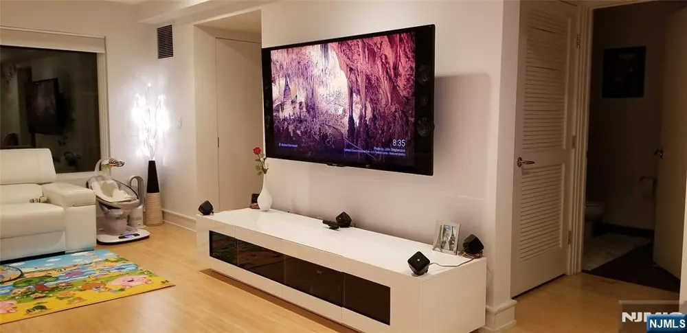 310 Cliff Lane 2A Cliffside Park, NJ 07010