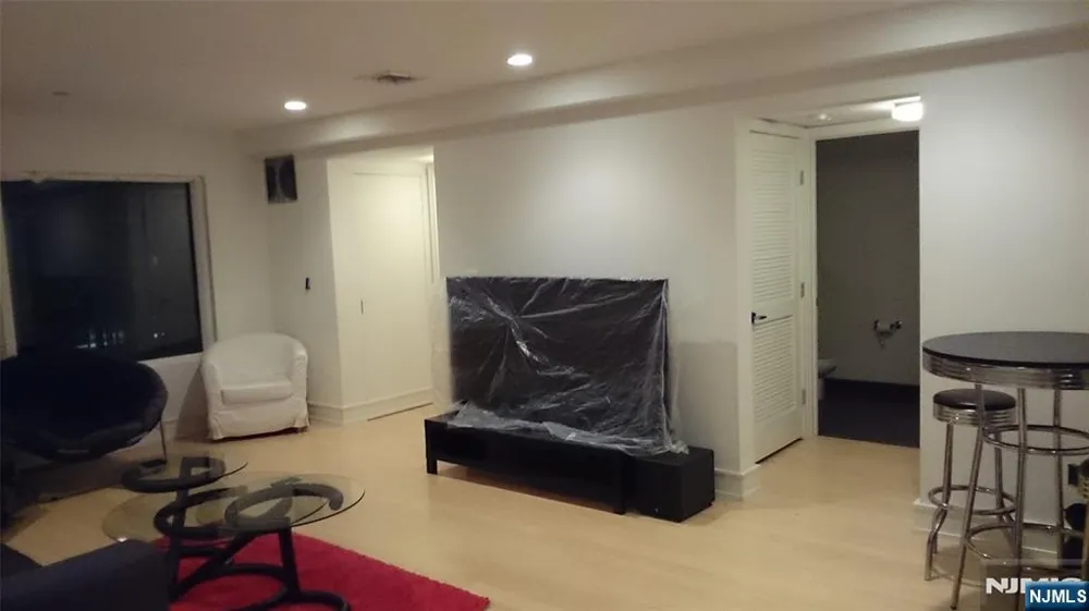 310 Cliff Lane 2A Cliffside Park, NJ 07010