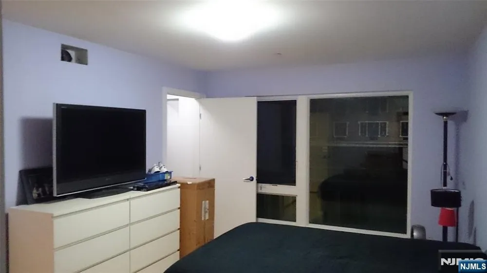 310 Cliff Lane 2A Cliffside Park, NJ 07010