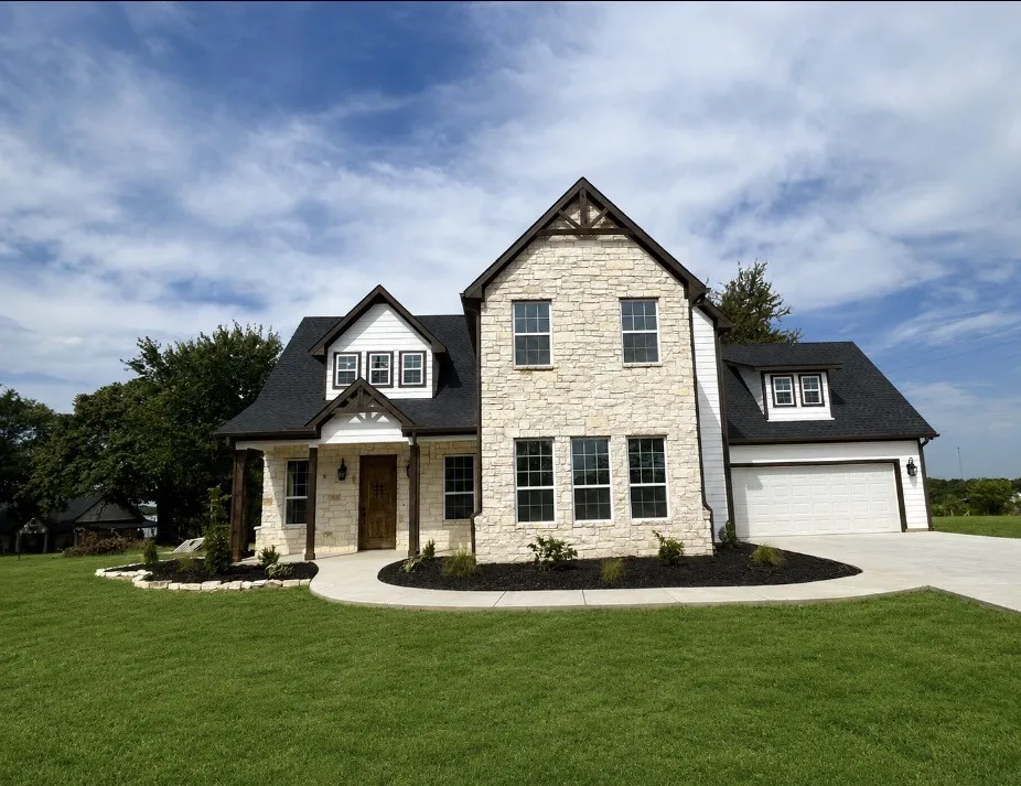 191 county road 123 Gainesville, TX 76240