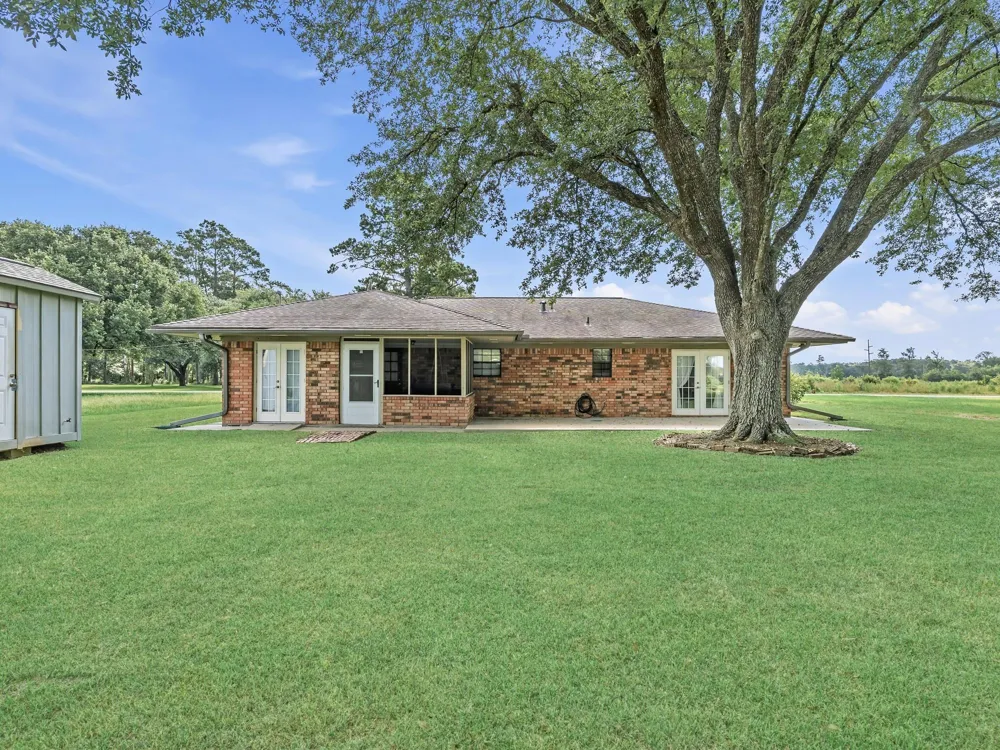 6567 Guy Lane Orange, TX 77632