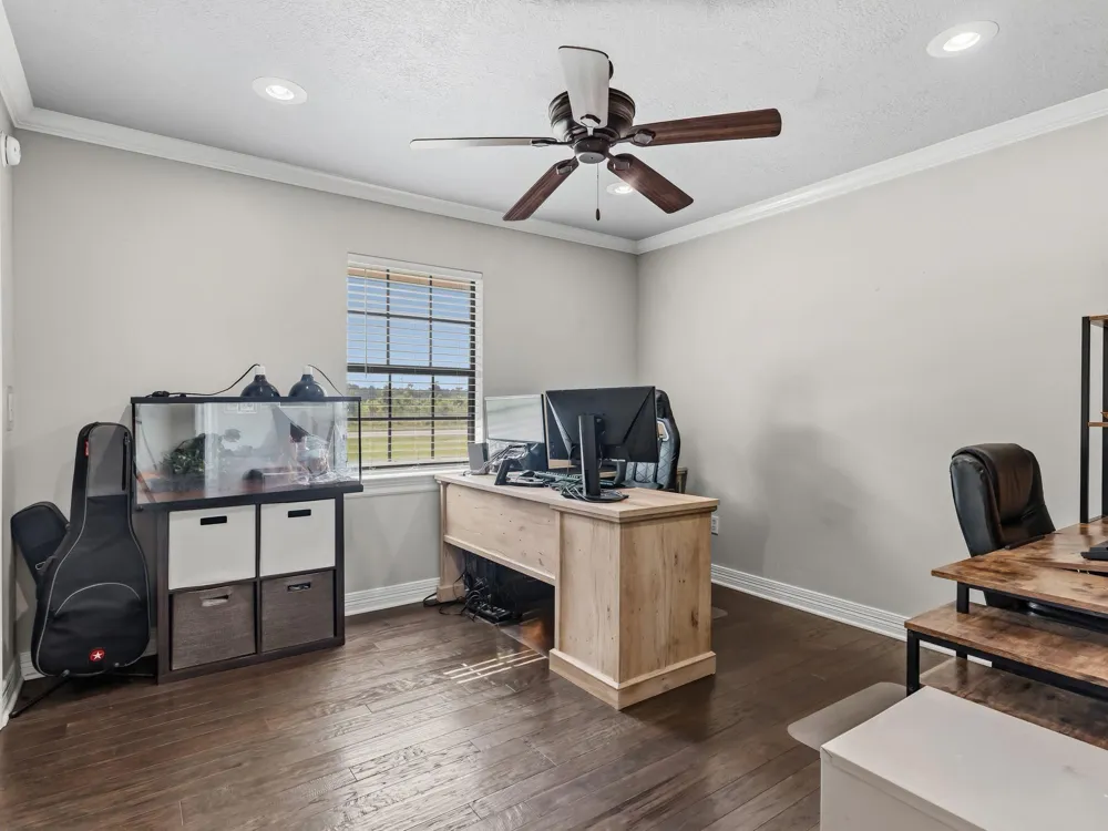 6567 Guy Lane Orange, TX 77632