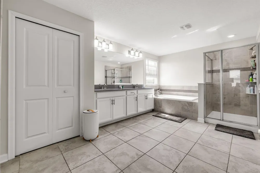 12175 Imaginary Way Orlando, FL 32832