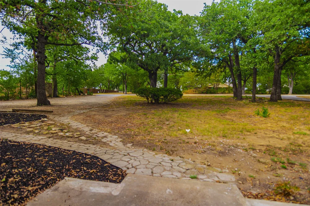 1832 Johnson Road Keller, TX 76248