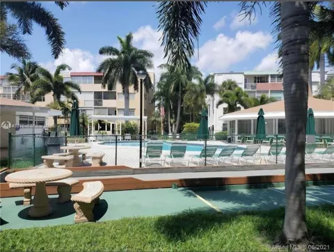 1333 E Hallandale Beach Boulevard #305