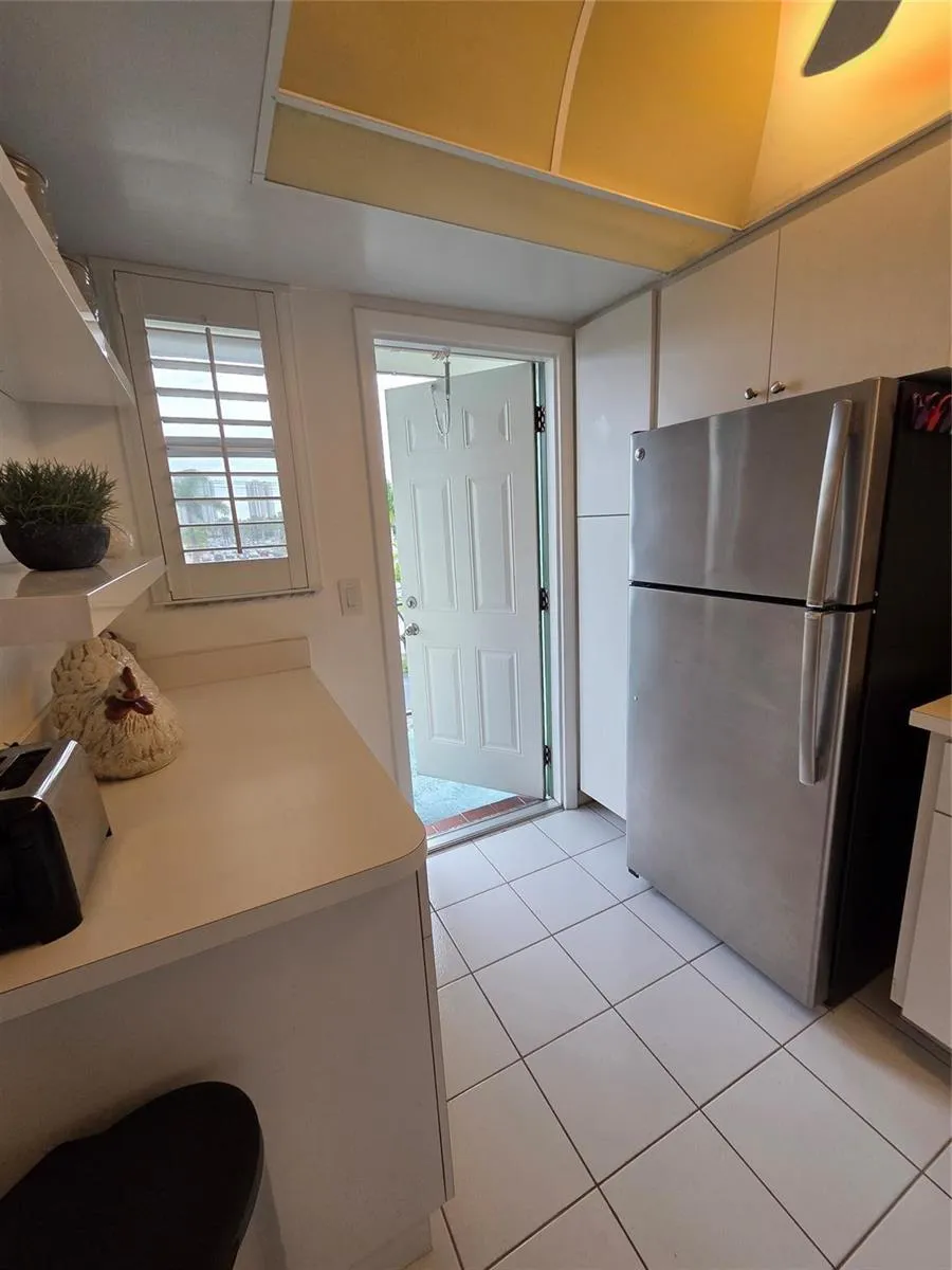 1333 E Hallandale Beach Boulevard #305 Hallandale Beach, FL 33009