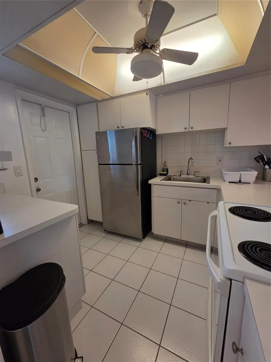 1333 E Hallandale Beach Boulevard #305 Hallandale Beach, FL 33009