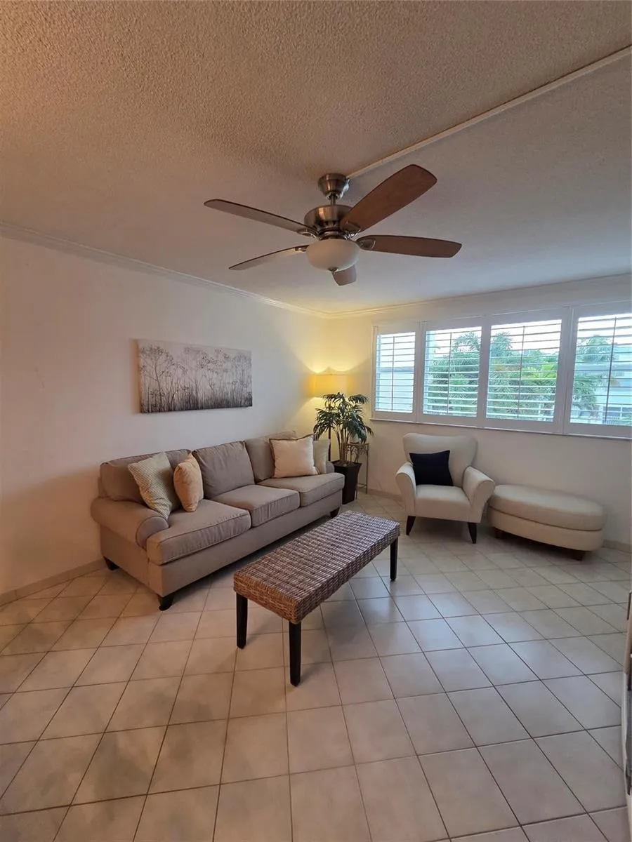 1333 E Hallandale Beach Boulevard #305 Hallandale Beach, FL 33009