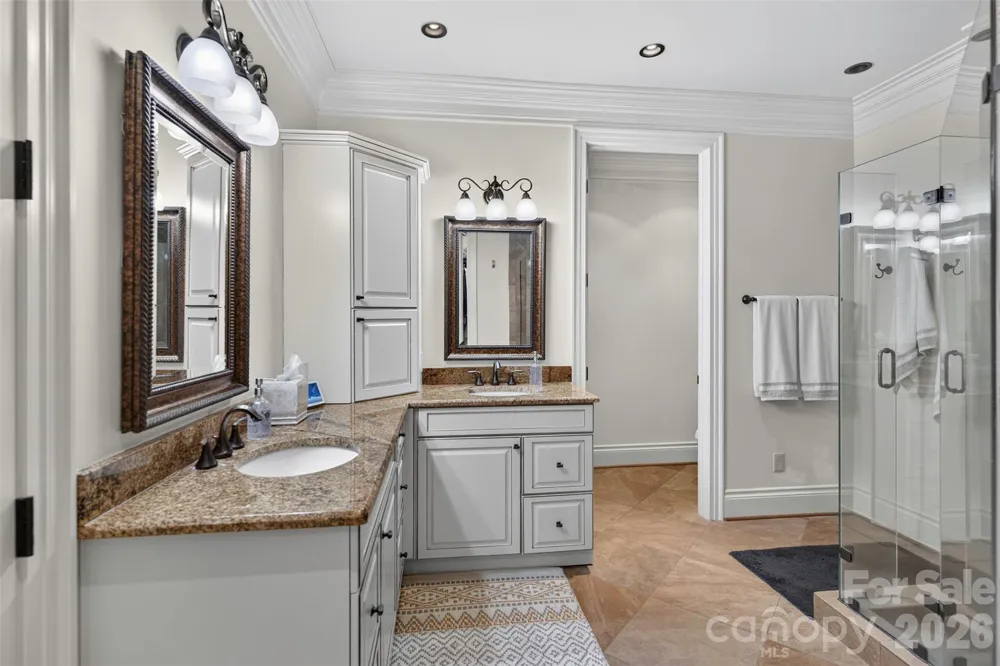 851 Sunlight Ridge Drive Hendersonville, NC 28792