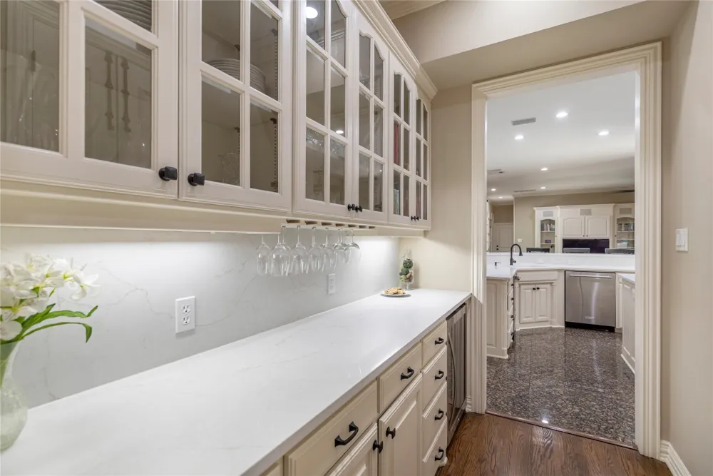 215 Bent Creek Court Southlake, TX 76092