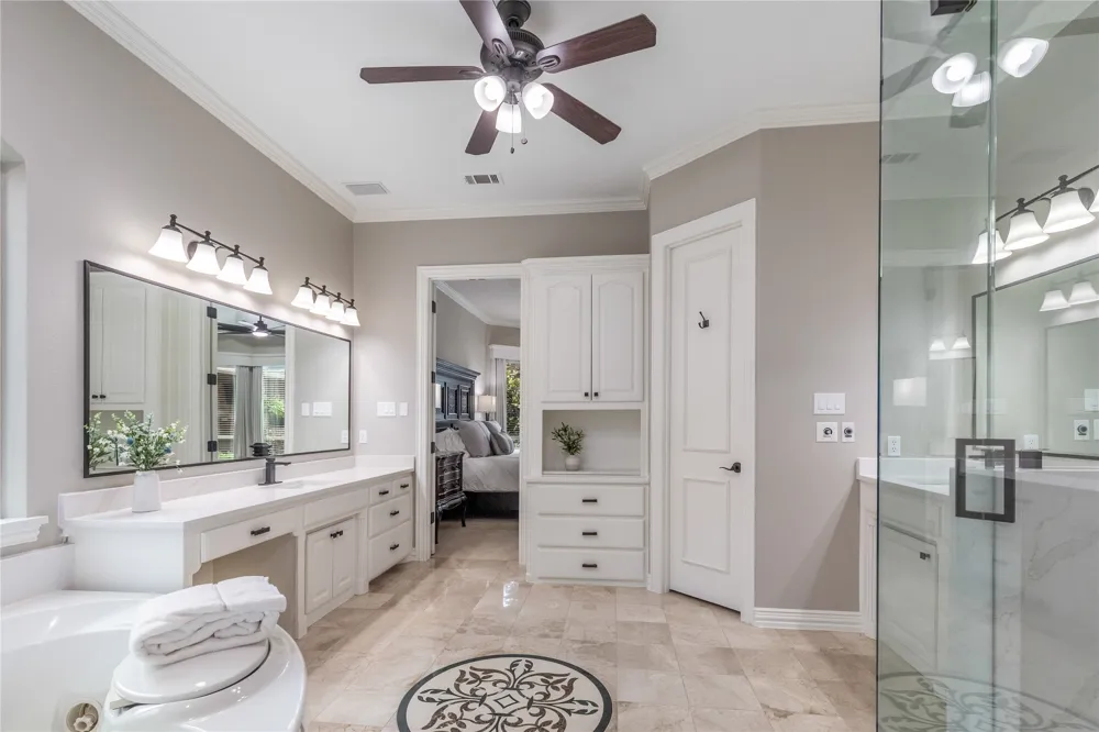 215 Bent Creek Court Southlake, TX 76092