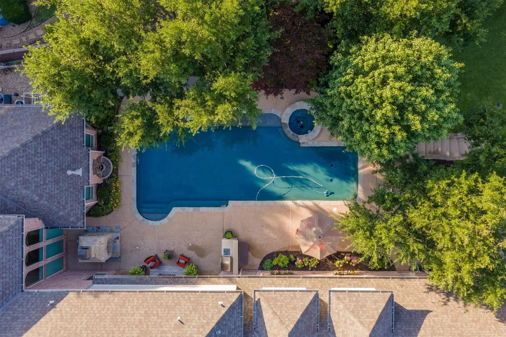 215 Bent Creek Court Southlake, TX 76092