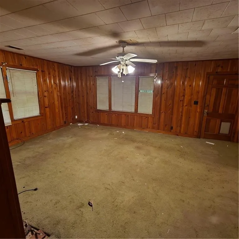5300 Flakes Mill Road Ellenwood, GA 30294