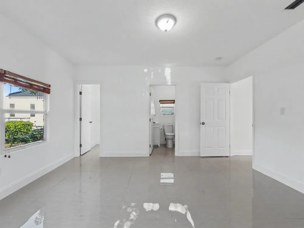 1880 NW 65TH STREET Miami, FL 33147