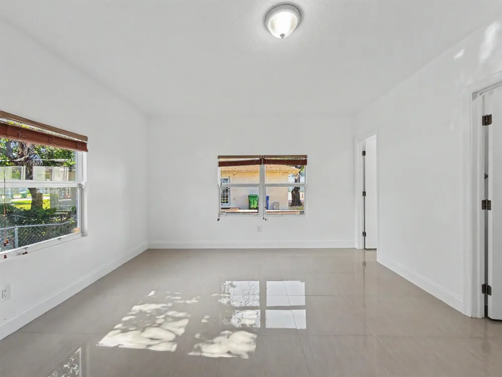1880 NW 65TH STREET Miami, FL 33147