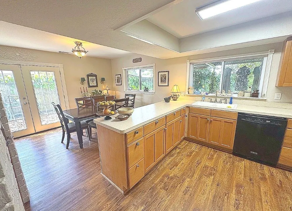 7302 Treewater Drive Houston, TX 77072