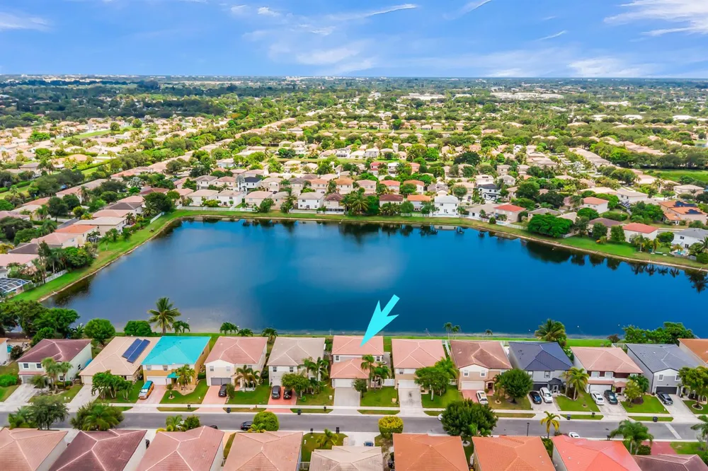 6642 Rainwood Cove Lane Lake Worth, FL 33463