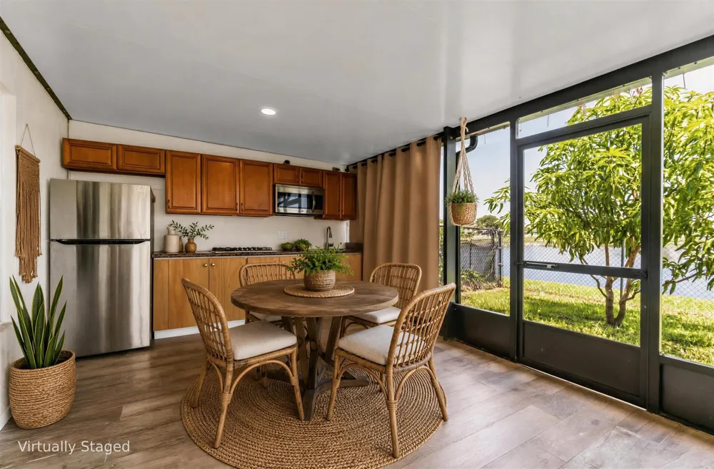 6642 Rainwood Cove Lane Lake Worth, FL 33463