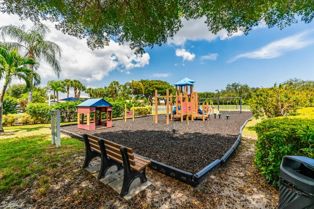 6642 Rainwood Cove Lane Lake Worth, FL 33463