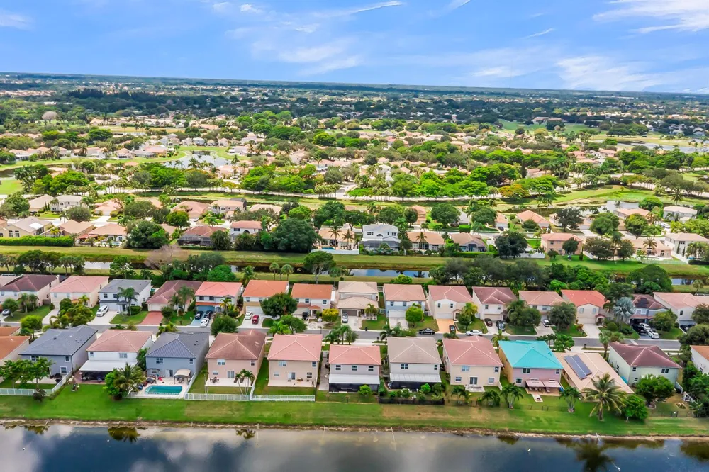 6642 Rainwood Cove Lane Lake Worth, FL 33463