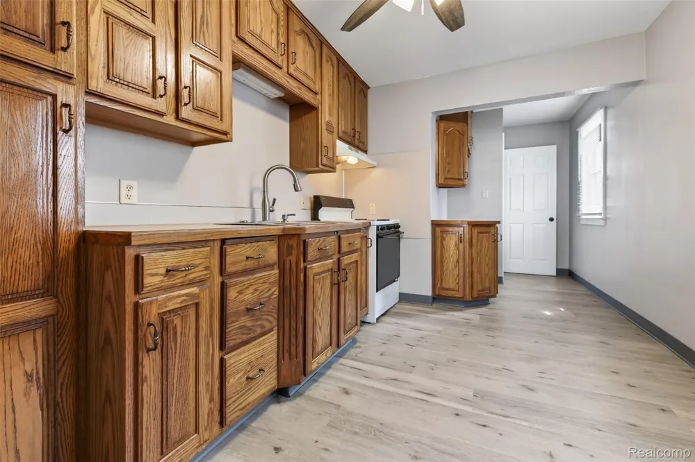 3509 Clairmont Street Flint City, MI 48503