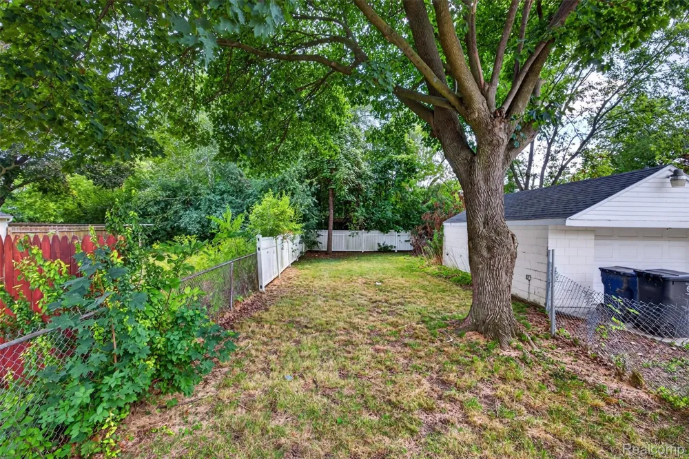 3509 Clairmont Street Flint City, MI 48503