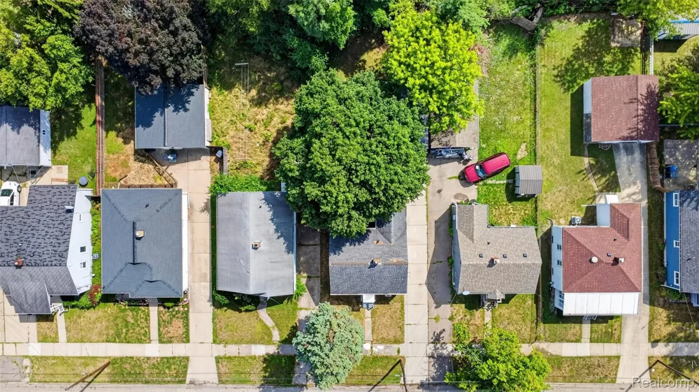3509 Clairmont Street Flint City, MI 48503