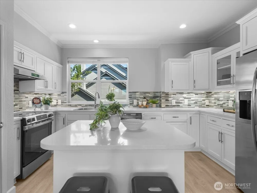 758 SE Fairwinds Loop Vancouver, WA 98661