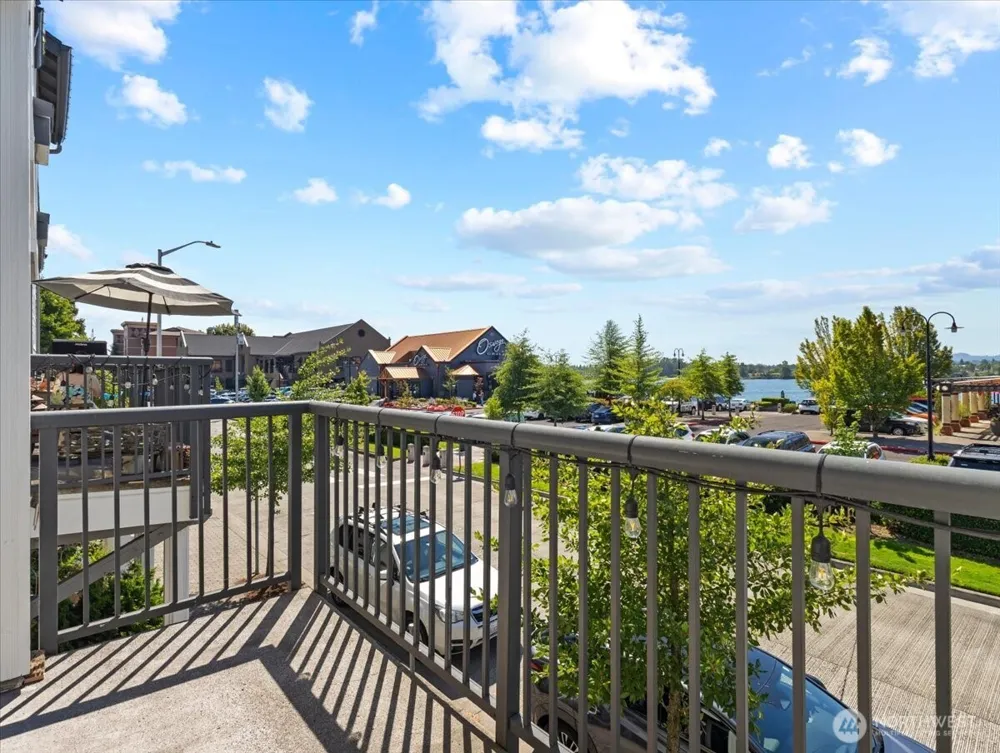 758 SE Fairwinds Loop Vancouver, WA 98661