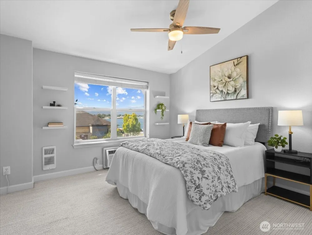 758 SE Fairwinds Loop Vancouver, WA 98661