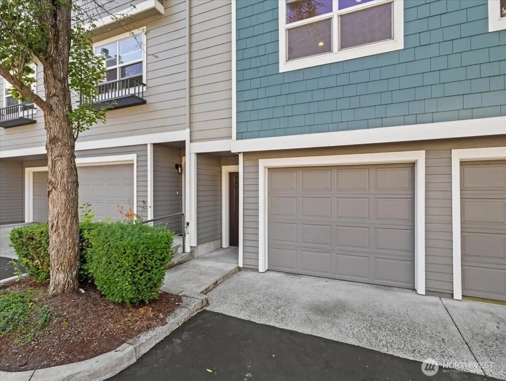 758 SE Fairwinds Loop Vancouver, WA 98661