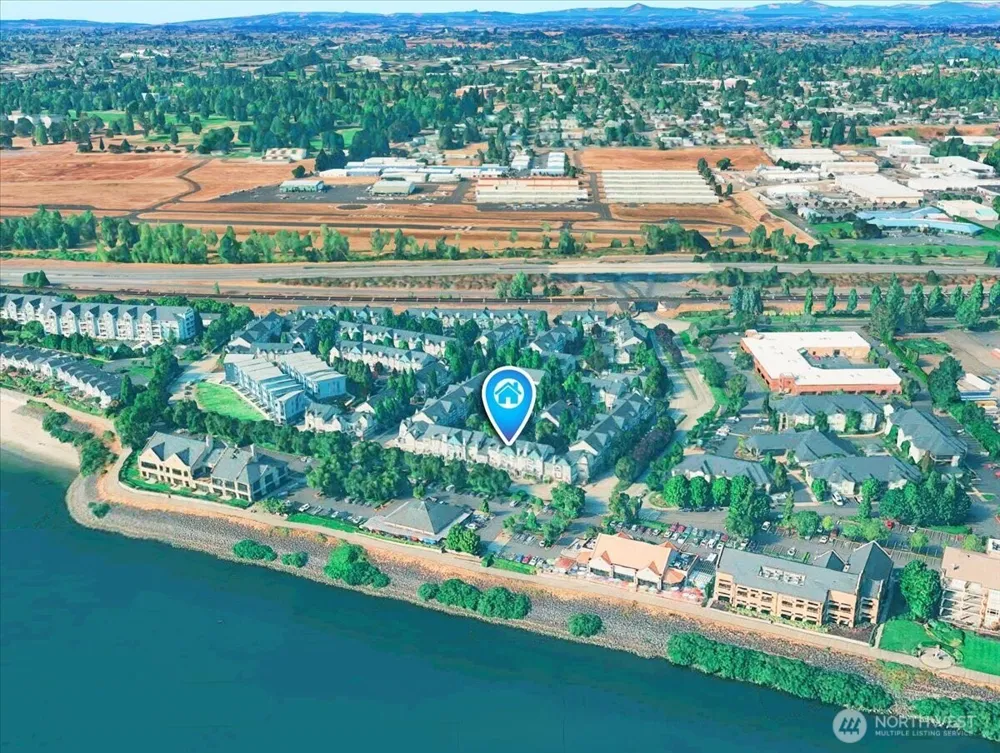 758 SE Fairwinds Loop Vancouver, WA 98661