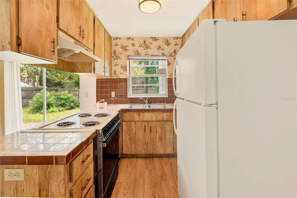2560 ELDERBERRY DRIVE Clearwater, FL 33761