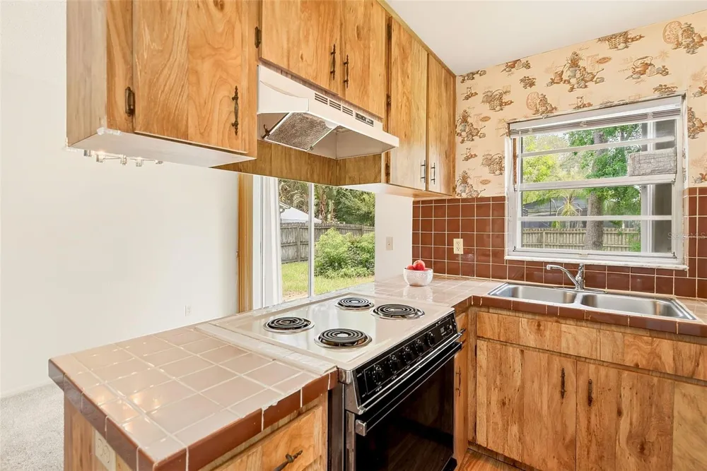 2560 ELDERBERRY DRIVE Clearwater, FL 33761