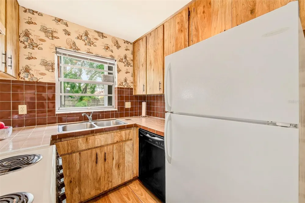 2560 ELDERBERRY DRIVE Clearwater, FL 33761