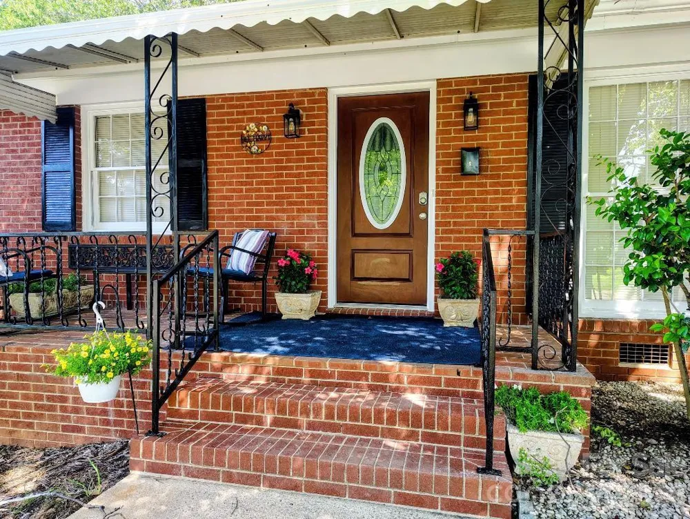 406 S Shaver Street Salisbury, NC 28144