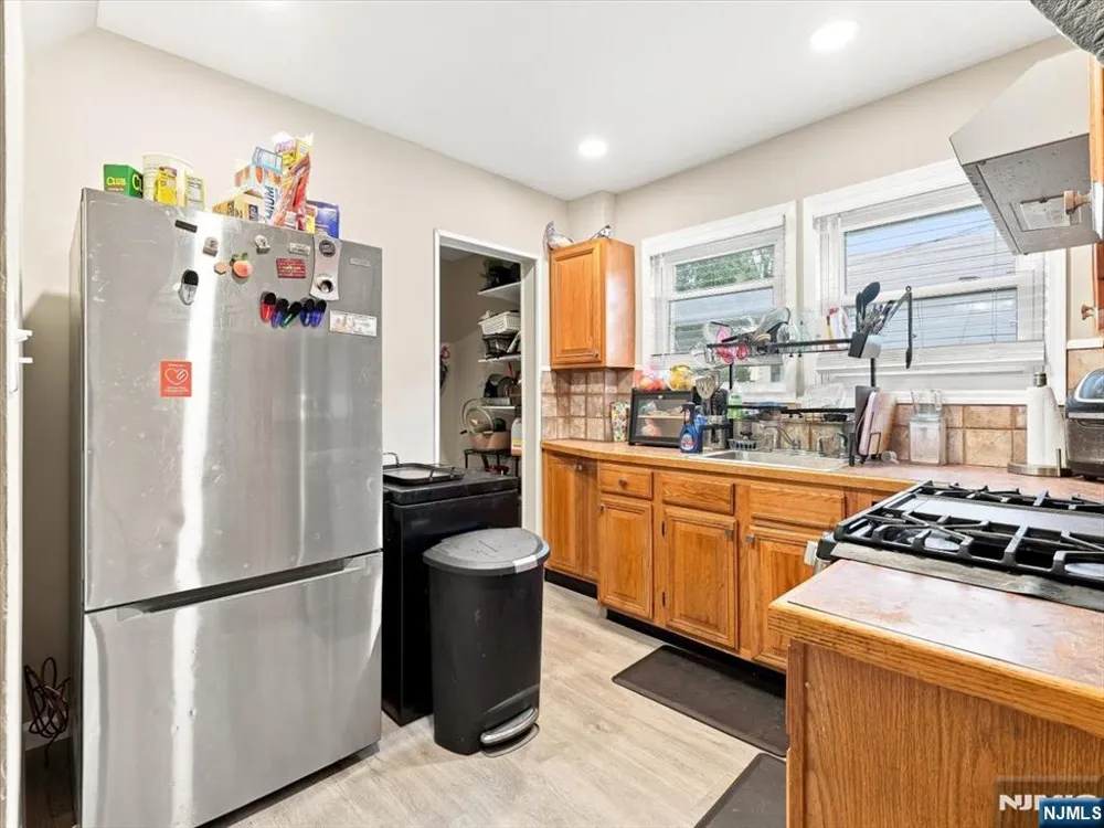 183 Brighton Avenue East Orange, NJ 07017