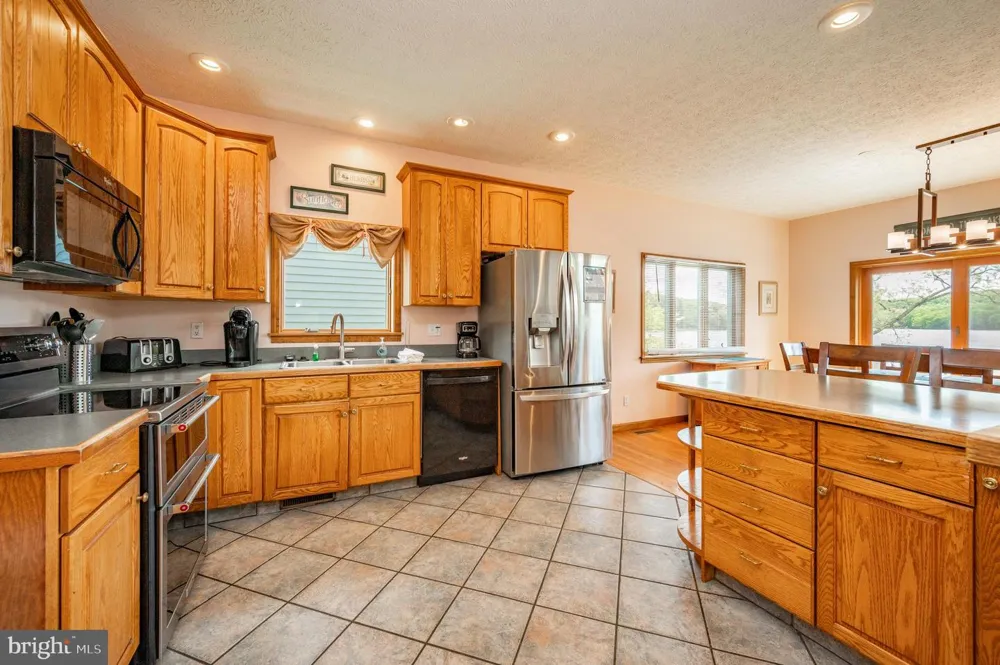 22181 GARRETT HIGHWAY #G Mc Henry, MD 21541