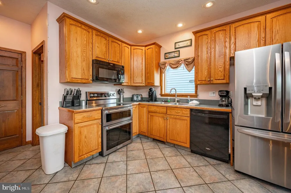 22181 GARRETT HIGHWAY #G Mc Henry, MD 21541