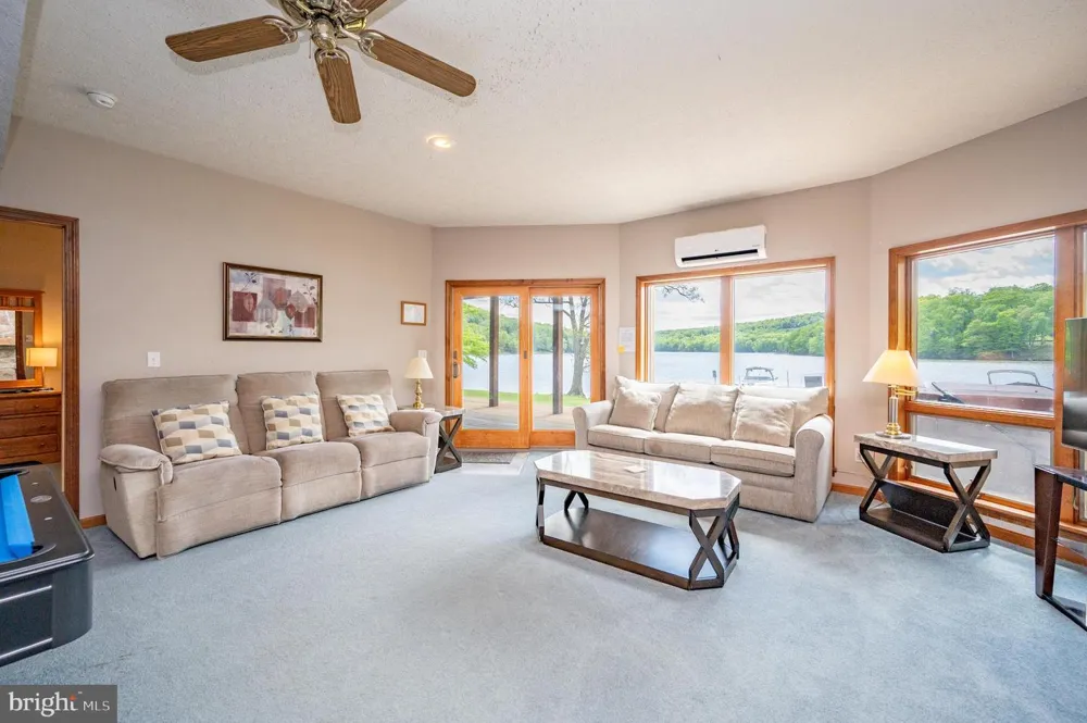 22181 GARRETT HIGHWAY #G Mc Henry, MD 21541