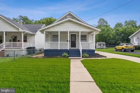 38 PRESSEY STREET
