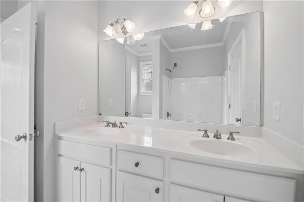 1040 E Magnolia Loop Madison, GA 30650