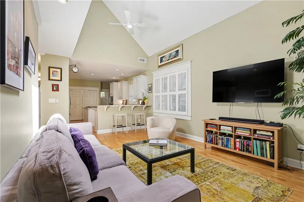 827 Highland Terrace NE Atlanta, GA 30306