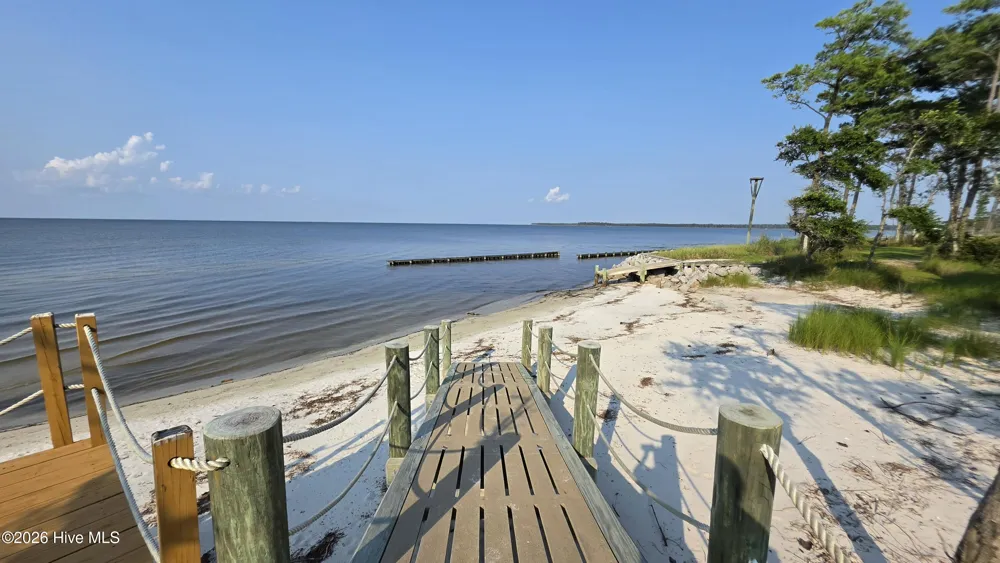 347 Sandy Point Drive Beaufort, NC 28516