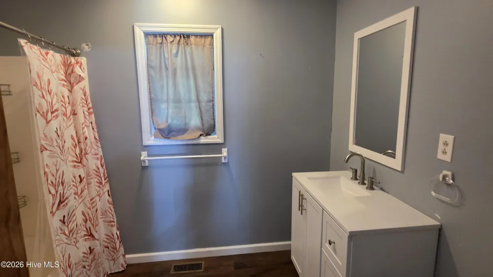 347 Sandy Point Drive Beaufort, NC 28516