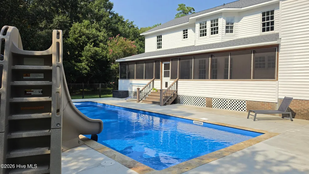 347 Sandy Point Drive Beaufort, NC 28516