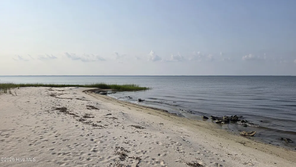 347 Sandy Point Drive Beaufort, NC 28516